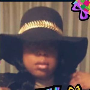 Meet your Posher, Tynetta